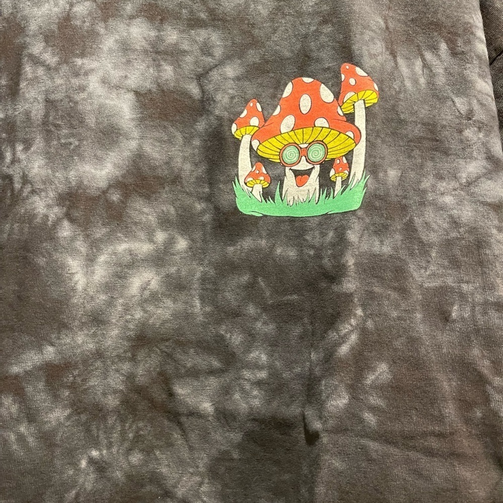Black Tiedye MushroomT-Shirt, Large, NWOT - Picture 9 of 10